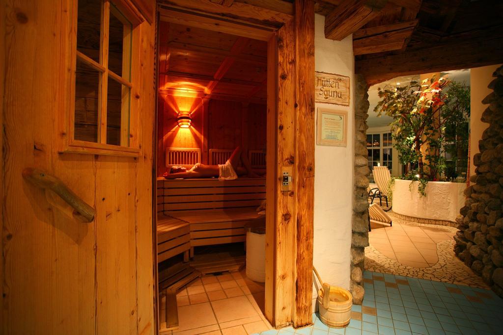 Alpenhotel Neuwirt Шладминг Экстерьер фото